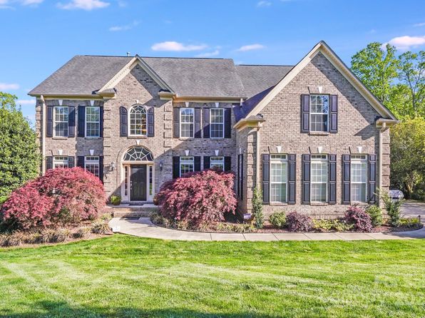 9433 Stonebridge Way, Mint Hill, NC 28227