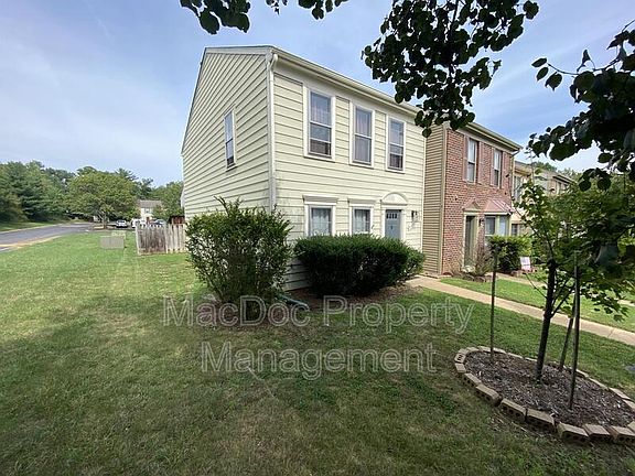 2nd image of 10619 Greta Lynn Ct