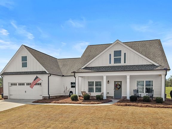 3rd image of 132 Alexander Lakes Dr