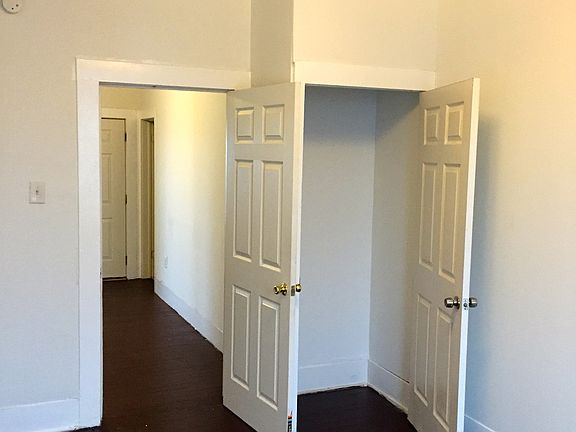 5th image of 2512 39th St APT 4