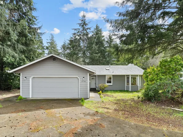 2180 15th Pl, Florence, OR 97439