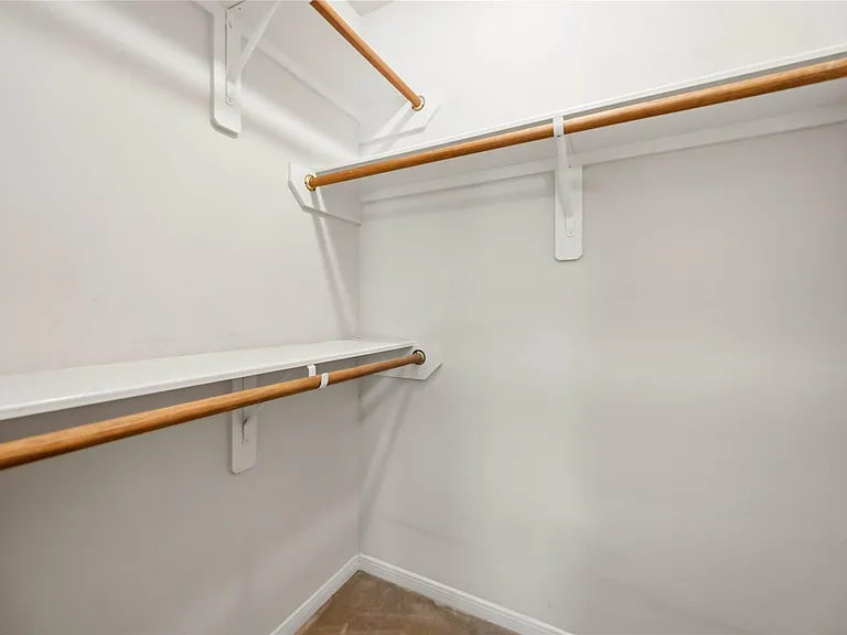 29526 Winton Wood Way — Photo 25