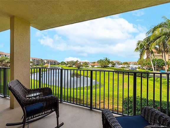 2nd image of 501 Seafarer Circle #203