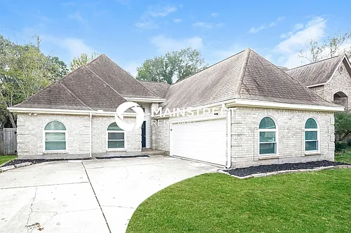 15619 Fern Ridge Dr Photo 1
