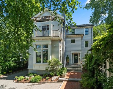 19 Saville St, Cambridge, MA, 02138