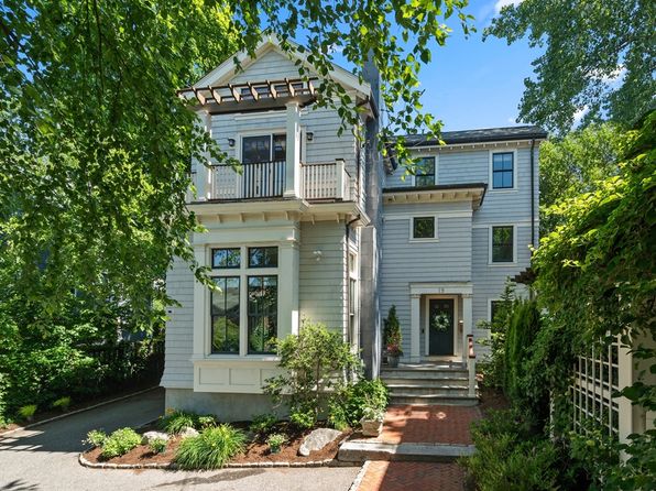 19 Saville St, Cambridge, MA 02138