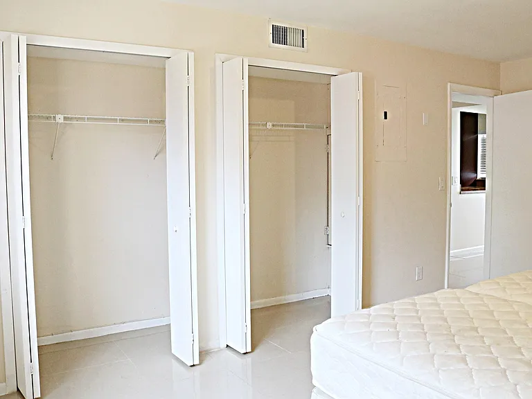 230 NE 26th Ave #1070 — Photo 8