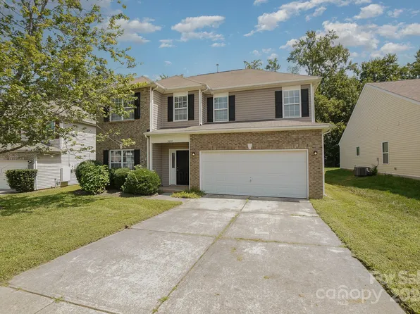 3829 Caldwell Ridge Pkwy, Charlotte, NC 28213
