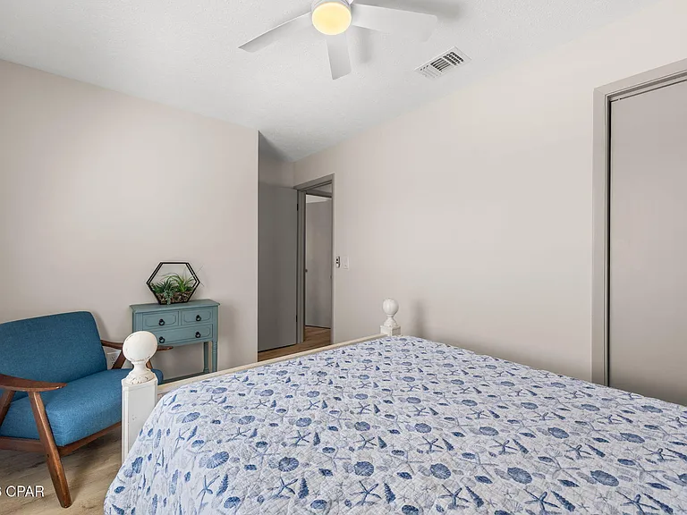 1824 Alabama Ave — Photo 17