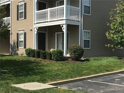 2nd image of 9733 Crayford Dr #9K