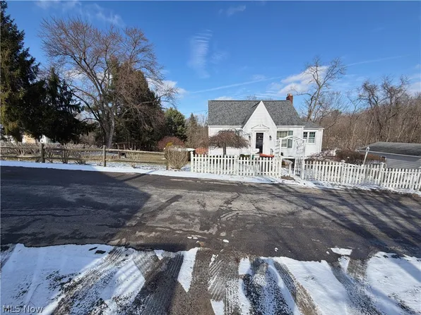 403 Burrows Ave, East Liverpool, OH 43920