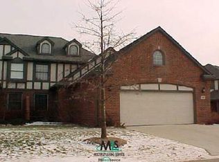 33 E Burniah Ln, Update, MI