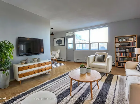 98 Holgate St, Barrie, ON