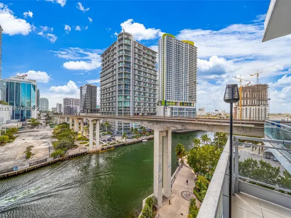92 SW 3rd St APT 902, Miami, FL 33130