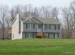 49 Shawangunk Rd, Middletown, NY 10941