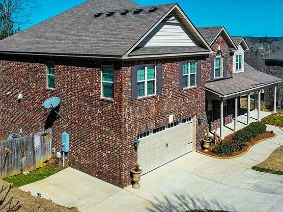 3rd image of 720 Spotswood Dr