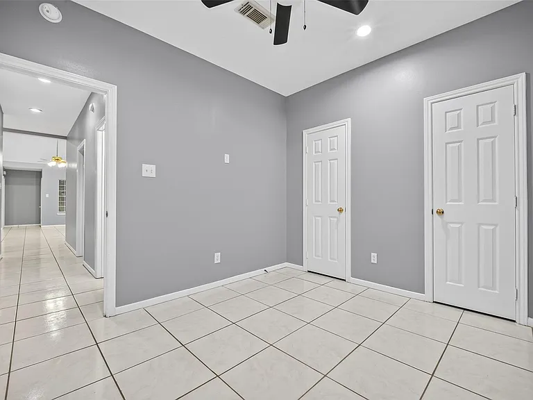 13607 Sable Ln — Photo 32