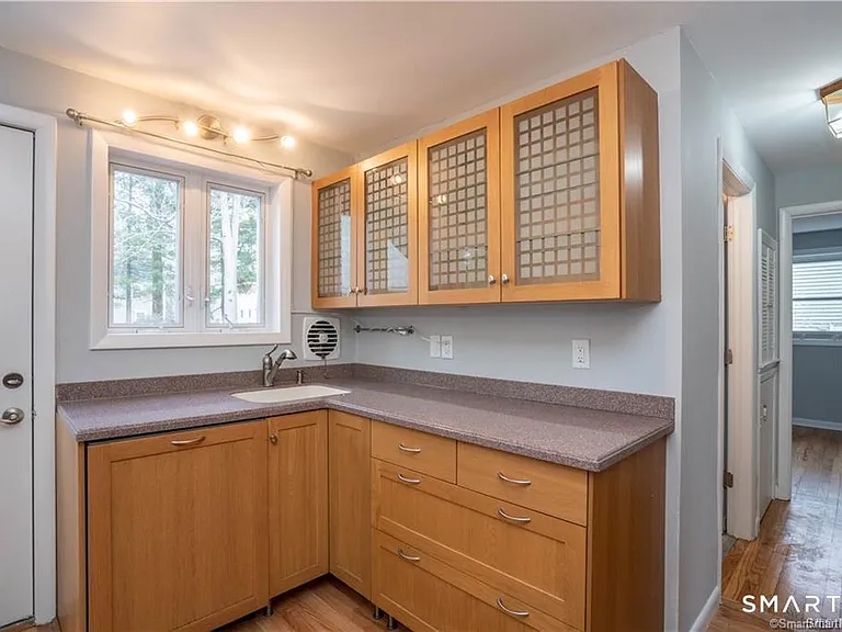 34 John Smith Dr — Photo 13