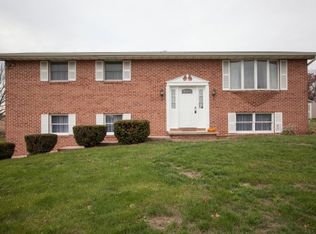 370 Locust Point Rd, York, PA 17406