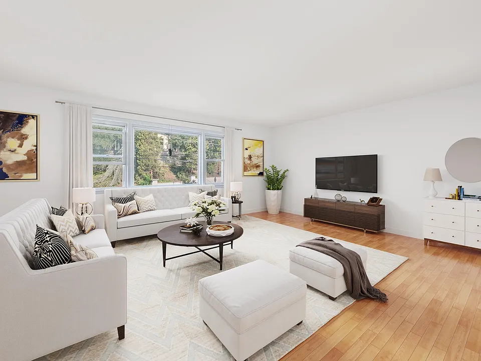 40 Hauxhurst Ave #2