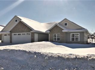 1001 Heyerdahl Hts, Hobart, WI 54155