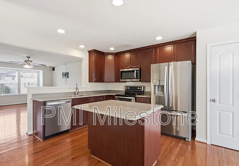 100 Bertelli Ct — Photo 6