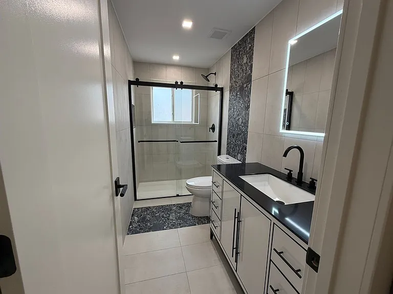 One Ocean Residences — Photo 13
