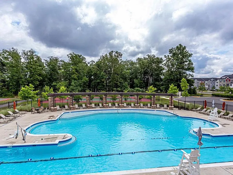 Westridge community pool few steps away