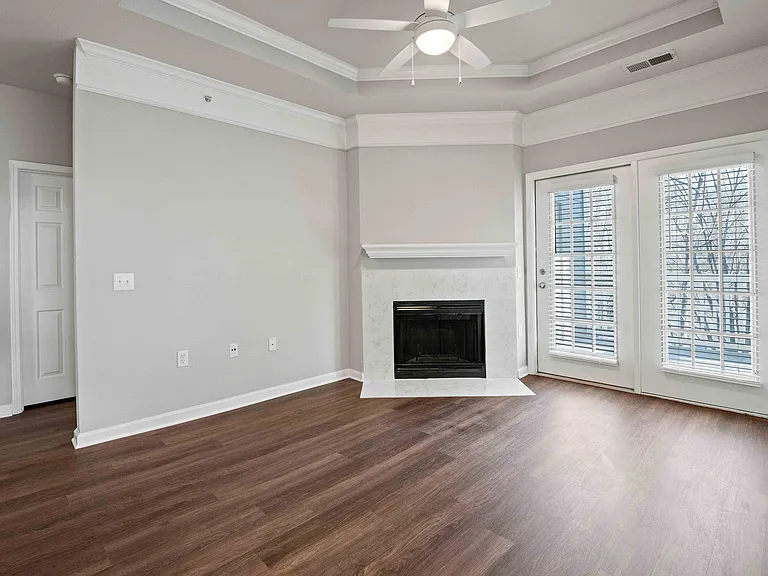 Lake Clearwater Apartments — Photo 57
