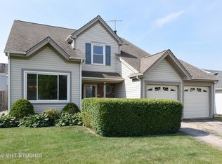 41 Fillmore Ln, Streamwood, IL 60107