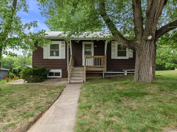 346 North Cherry STREET, Whitewater, WI 53190