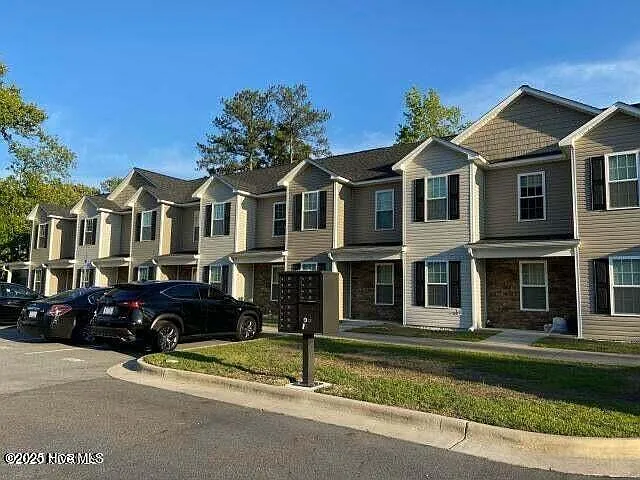 Building Photo - 2915 Macgregor Downs Rd #4