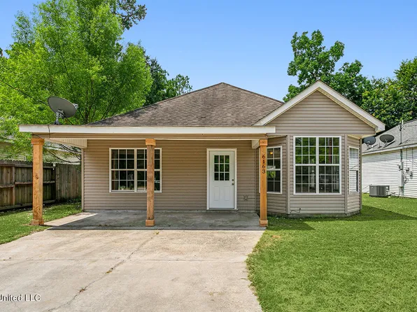 6163 E Ridley St, Bay Saint Louis, MS 39520
