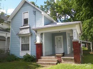 933 W Pershing St, Springfield, MO 65806