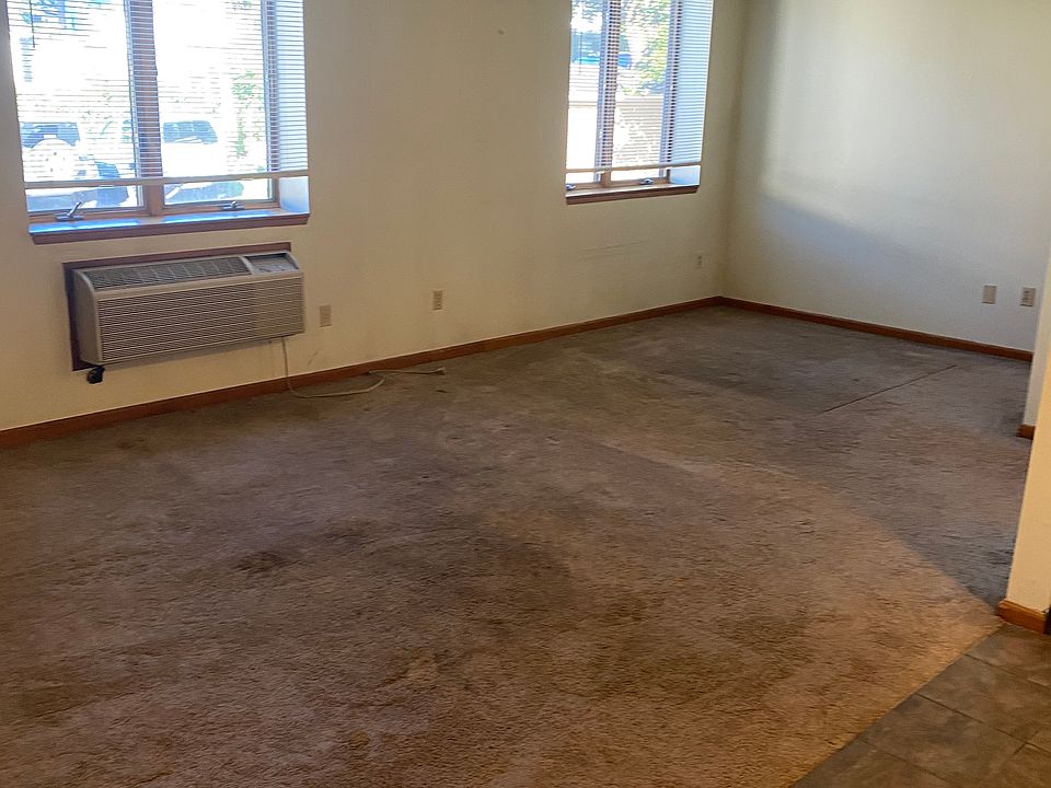 2nd image of 55 Verazzano Blvd APT A