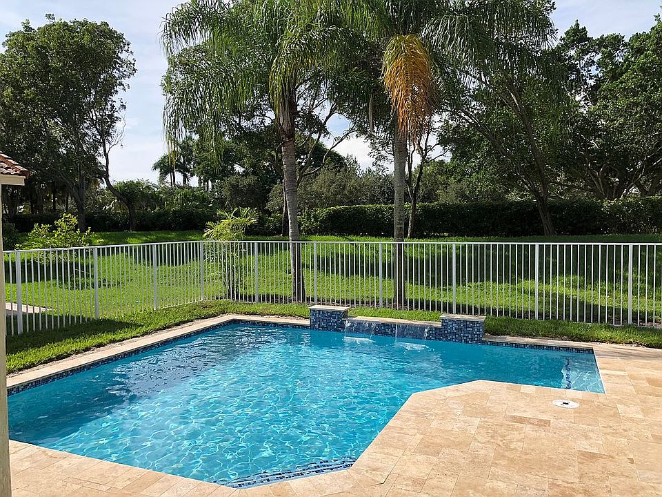 2nd image of 4030 Crossbill Ln