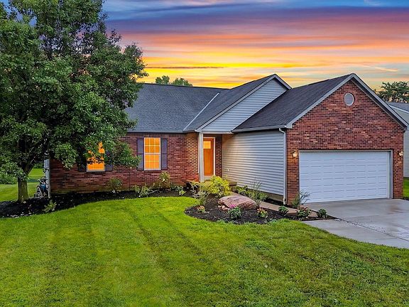 3rd image of 699 Scioto Meadows Blvd