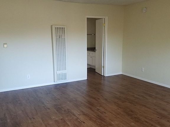 4th image of 12021 Magnolia Blvd APT 203