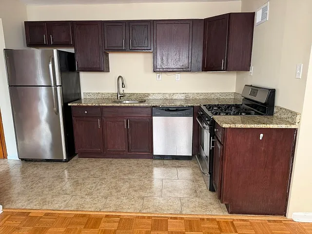 5493 Loughborough Ave — Photo 15