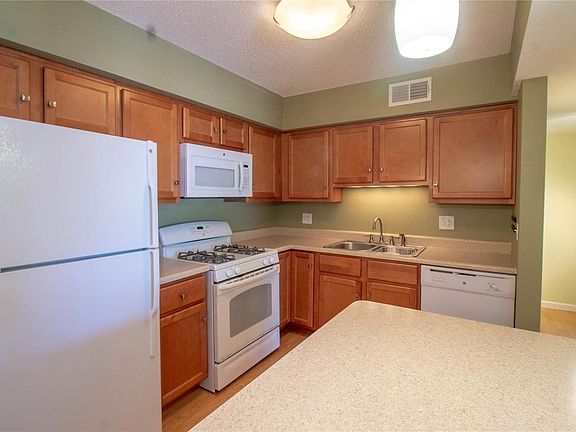 4th image of 1434 Willow Brook Cv APT 10