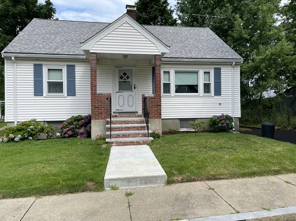 36 Hartlawn Rd, West Roxbury, MA 02132