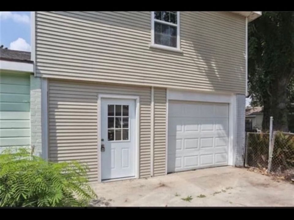 1st image of 722 S Dilton St