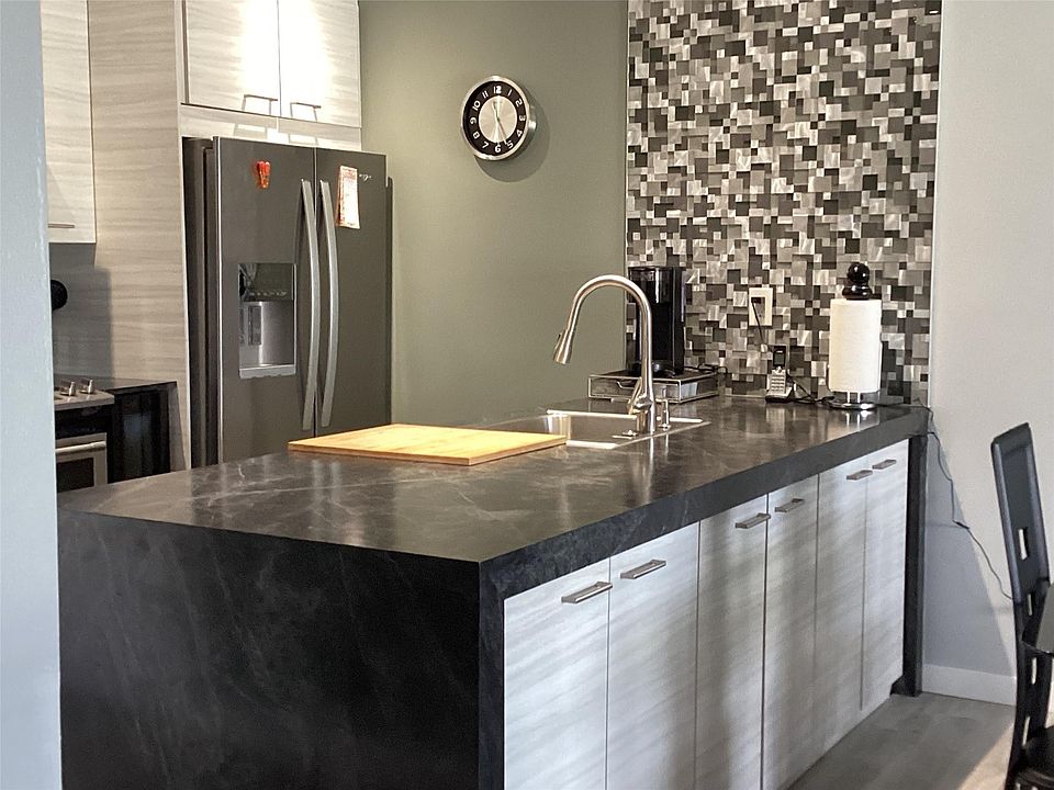 1st image of 4421 NW 16th Street #308