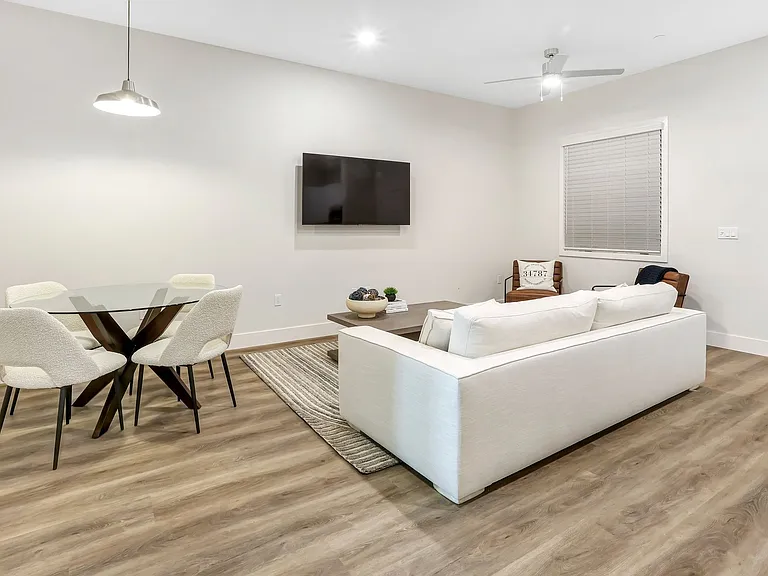 Experience Modern Luxury at Smith & Main: Premier Living in Downtown Winter Garden — Photo 12