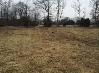 2753 Dick Farmer Rd, Cedar Hill, TN 37032