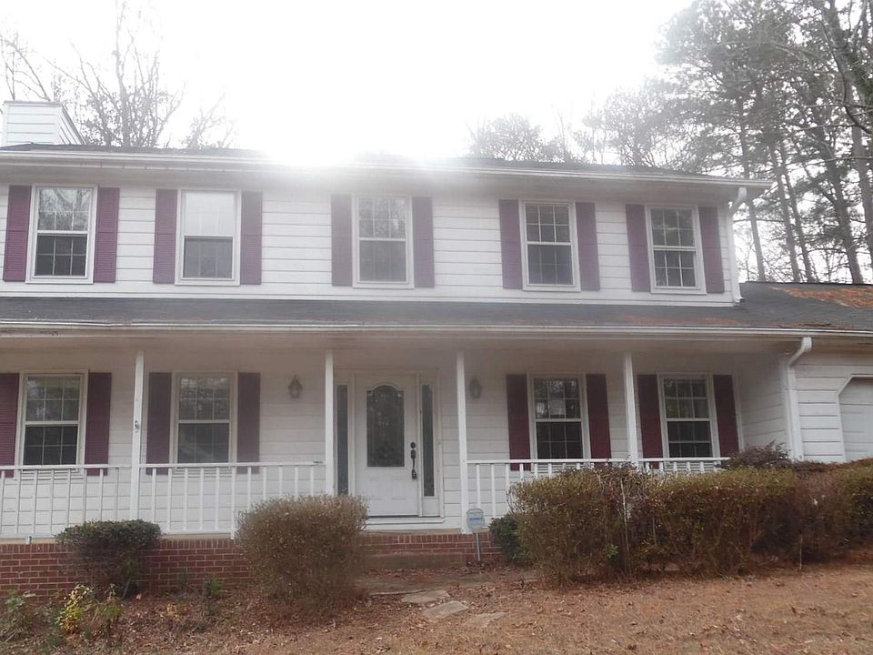 1st image of 397 Stokesay Dr
