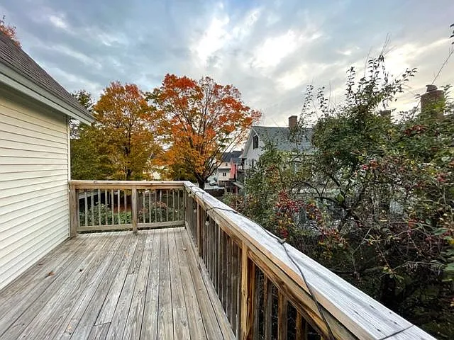49 Warren St #B — Photo 22