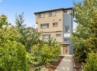 5321 NE Irving St UNIT A, Portland, OR 97231