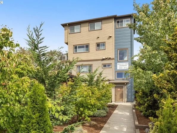 5321 NE Irving St #A, Portland, OR 97213