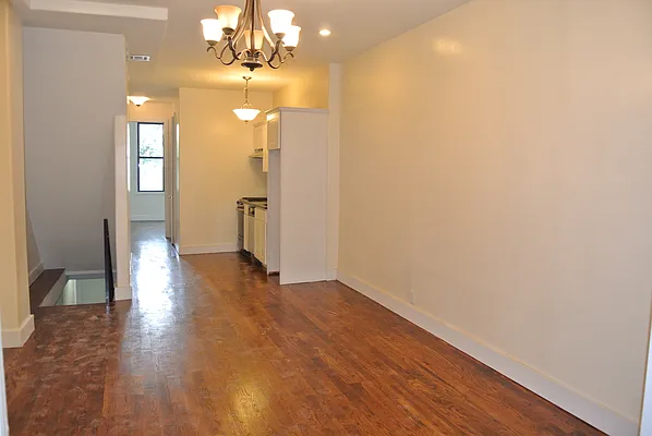 Rented by Nooklyn NYC LLC | media 20